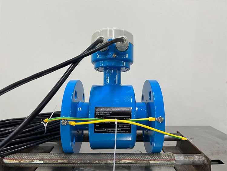 Split Type Electromagnetic Flow Meter.jpg