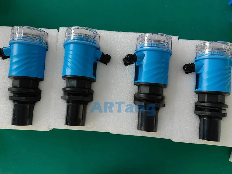 Ultrasonic level sensor.jpg